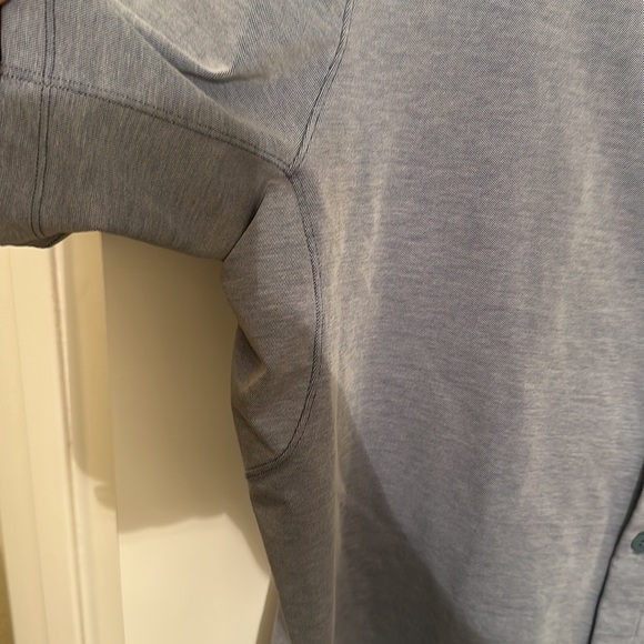 Lululemon Athletica mens super comfy shirt L - Picture 7 of 8
